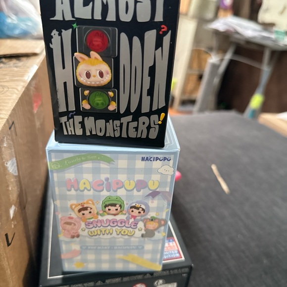 Labubus - Picture 6 of 13